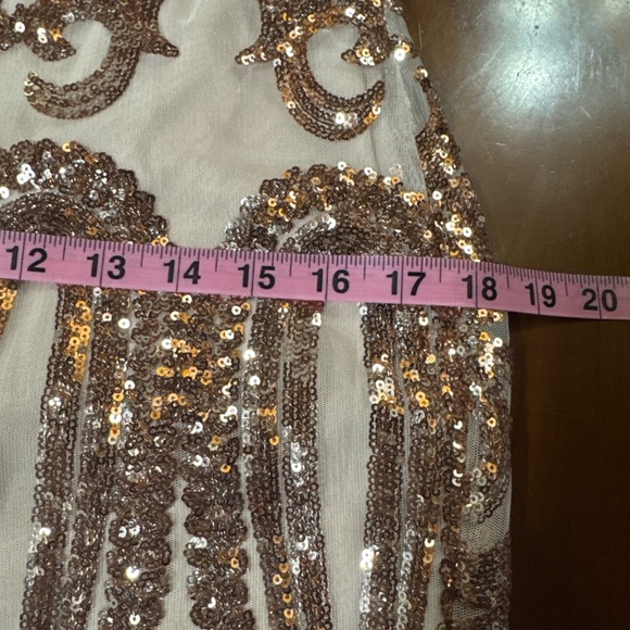 Hot Miami Styles Mini Gold Sequined Above Knee Bodycon Zipped up Halter Dress M - Picture 12 of 16